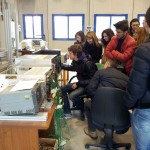 studenti del Galilei al laboratorio di Fisica dell'Università di Pavia